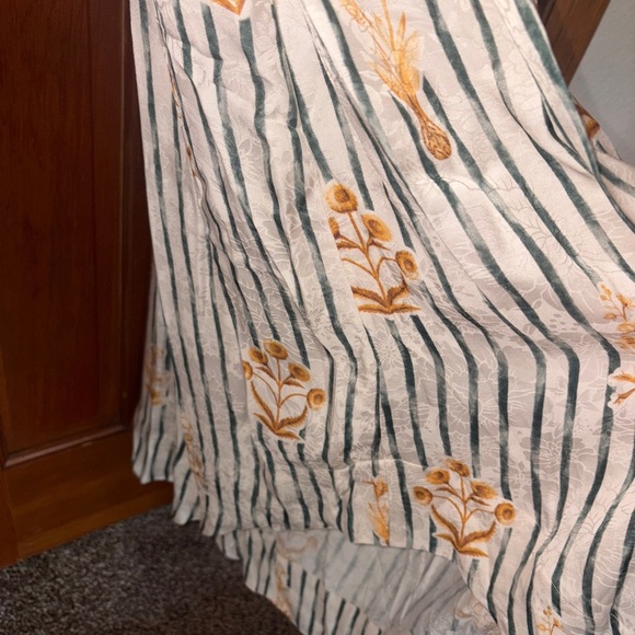 Agua Bendita Strip Floral Maxi Dress Short Sleeve Cream Green Size Small NWT - Picture 16 of 16